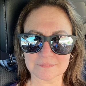 Meet your Posher, Beth